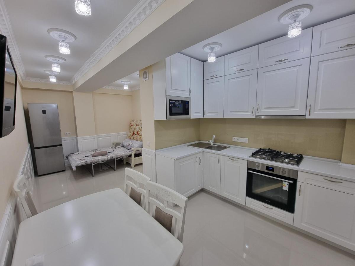 Tourist Grand Apartments Ultracentral تشيسيناو المظهر الخارجي الصورة