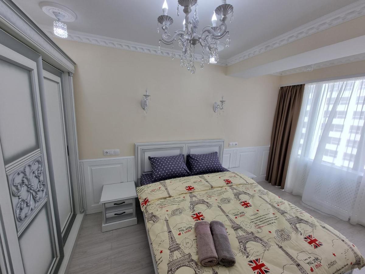 Tourist Grand Apartments Ultracentral تشيسيناو المظهر الخارجي الصورة