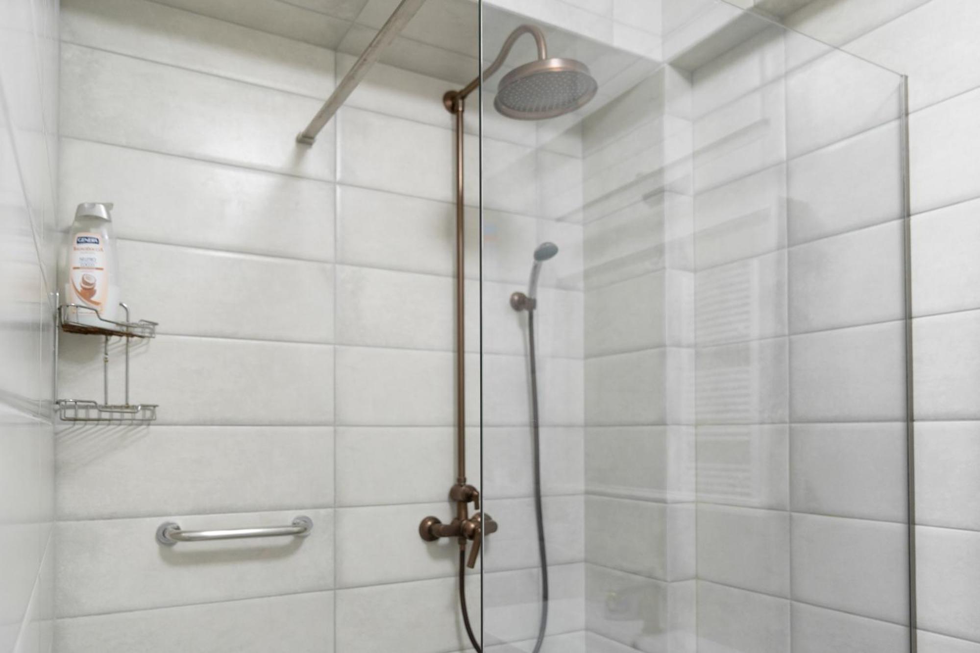 Tourist Grand Apartments Ultracentral تشيسيناو المظهر الخارجي الصورة
