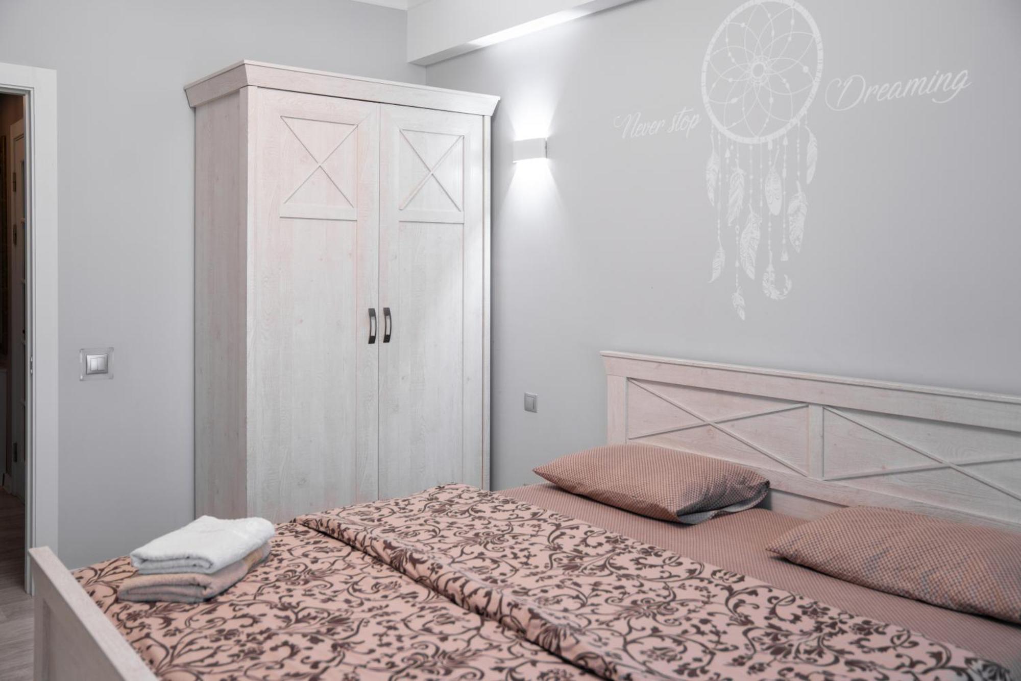 Tourist Grand Apartments Ultracentral تشيسيناو المظهر الخارجي الصورة