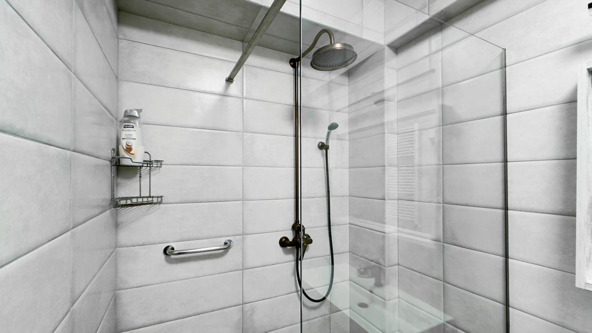 Tourist Grand Apartments Ultracentral تشيسيناو المظهر الخارجي الصورة
